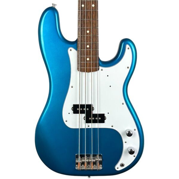 Fender Japan Precision Bass 1993-1994 - Lake Placid Blue | Lake Placid Blue, image 1 of 5