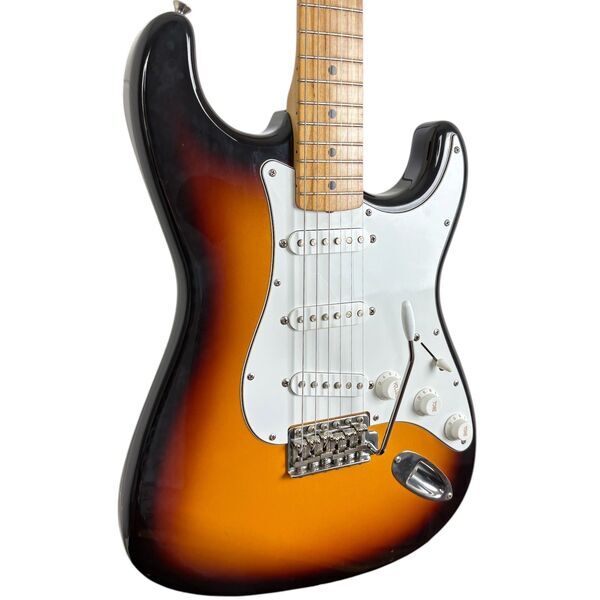 Fender Japan ST-36 Stratocaster 1993-1994 | sunburst, image 2 of 5