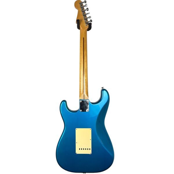 Fender Japan ST-43J Stratocaster 1993-1994 - Lake Placid blue | blue, image 4 of 5