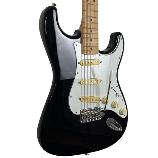 Fender Japan ST-STD Stratocaster 2014 | black, image 2 of 5