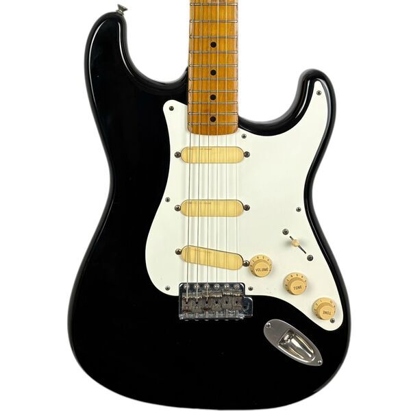 Fender Japan ST54-85L Stratocaster 1984-1987 - Black | zwart, image 1 of 5