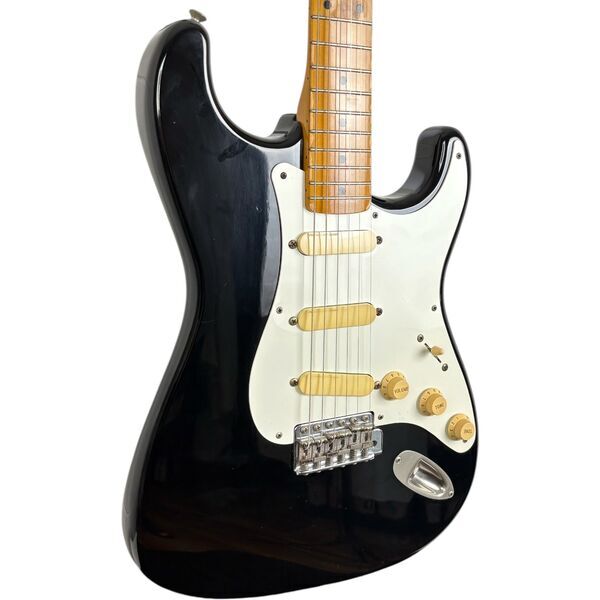 Fender Japan ST54-85L Stratocaster 1984-1987 - Black | zwart, image 2 of 5