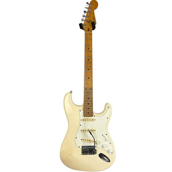 Fender Japan Stratocaster 1983 - Vintage White | Vintage White, image 3 of 5