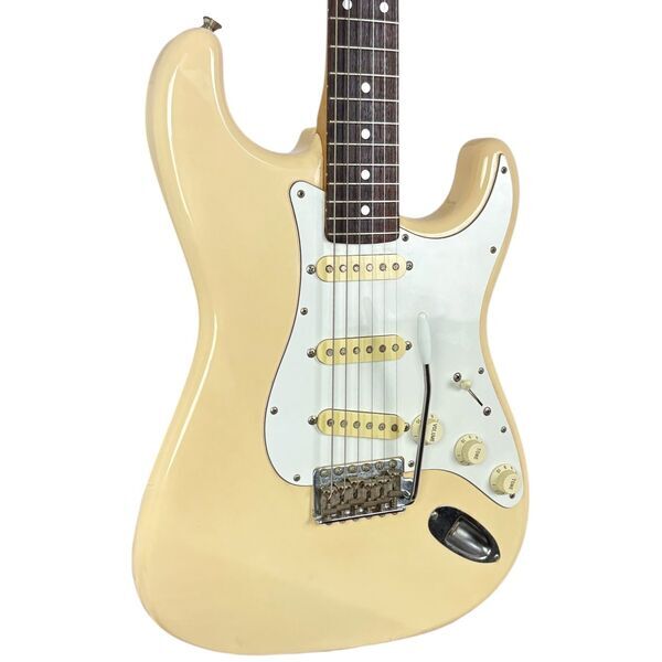 Fender Japan Stratocaster 1987-1988 | vintage white, image 2 of 5