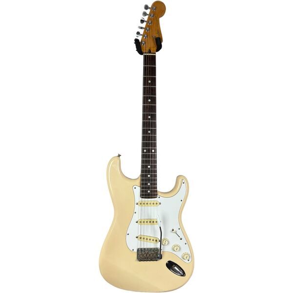 Fender Japan Stratocaster 1987-1988 | vintage white, image 3 of 5