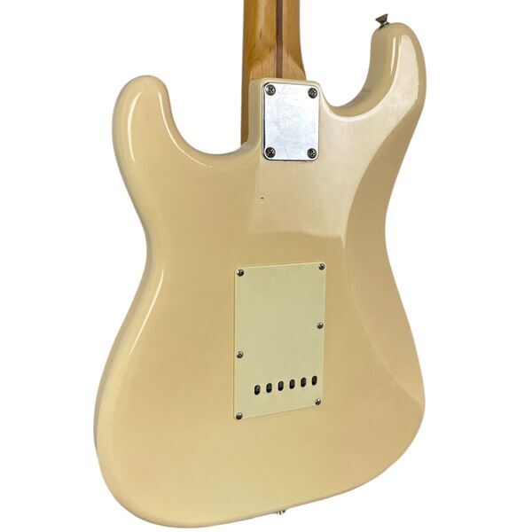 Fender Japan Stratocaster 1987-1988 | vintage white, image 5 of 5