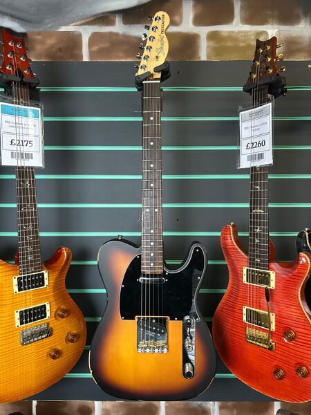 Fender Ltd Ed American Performer Timber Telecaster 2-Colour Sunburst 2024 Guitar | sunburst, image 2 of 5