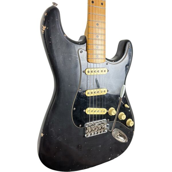 Fender MJT 50s Reissue Stratocaster 1993-1994 - черен - Heavy Relic | черно, image 2 of 5