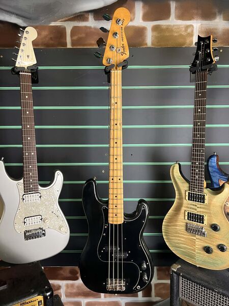Fender Precision Bass Black 1978 Vintage Electric Bass Guitar | Black Vintage, image 2 of 5
