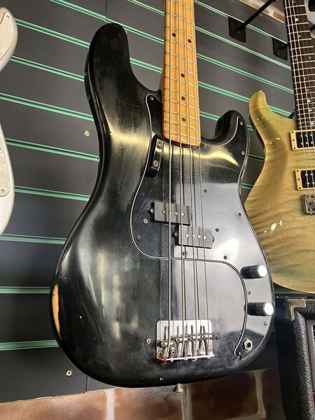 Fender Precision Bass Black 1978 Vintage Electric Bass Guitar | Black Vintage, image 3 of 5