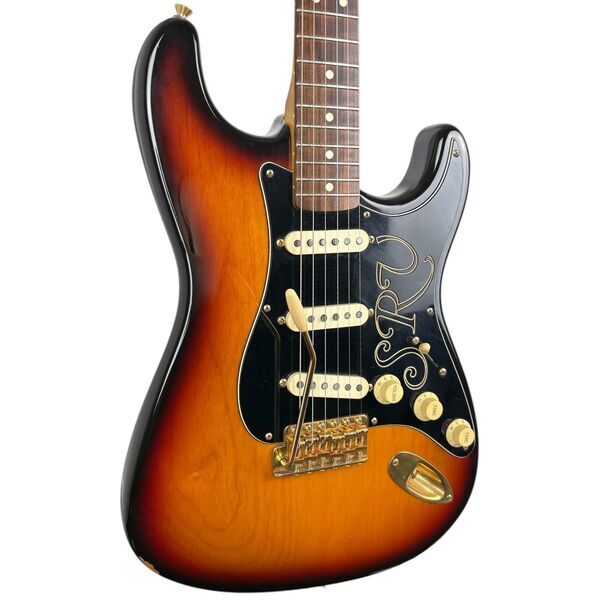 Fender Stevie Ray Vaughan Signature Stratocaster 1992 - Sunburst | sunburst, image 2 of 5