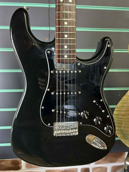 Fender Stratocaster Black 1980 CBS Era Vintage Electric Guitar | Black Vintage, image 4 of 5