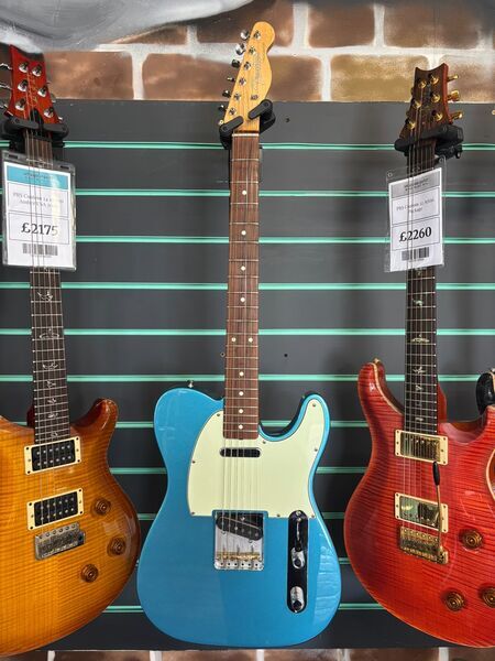 Fender Vintera '60s Modified Telecaster Lake Placid Blue 2020 Electric Guitar | blue, image 2 of 5