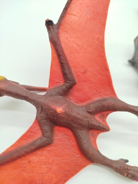 Figuren Set von 4 fliegenden Kreaturen - Drache, Adler, Fledermaus | multicolored 4