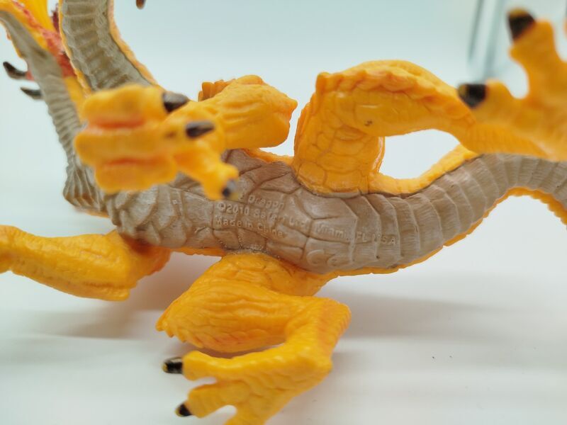 Figuren Set von 4 fliegenden Kreaturen - Drache, Adler, Fledermaus | multicolored 5