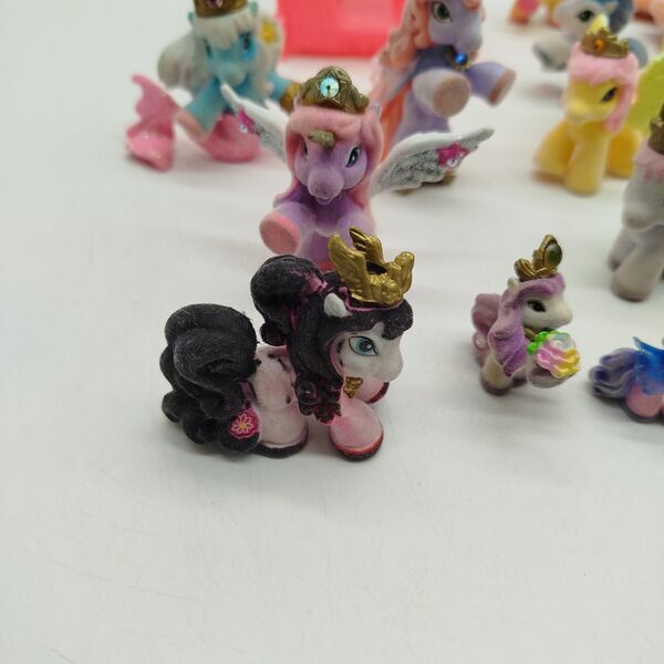 Filly Bundle Set von 52 Pferde & Einhörner Figurene | mehrfarbig, image 3 of 3
