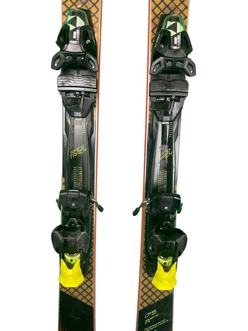 Fischer RC4 The Curv GT Skis - 2017/2018 Model