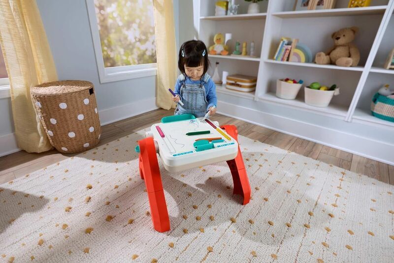 Fisher-Price Směj se a uč se Herní stolek a malířský stojan 4 v 1 | vícebarevný, image 3 of 3