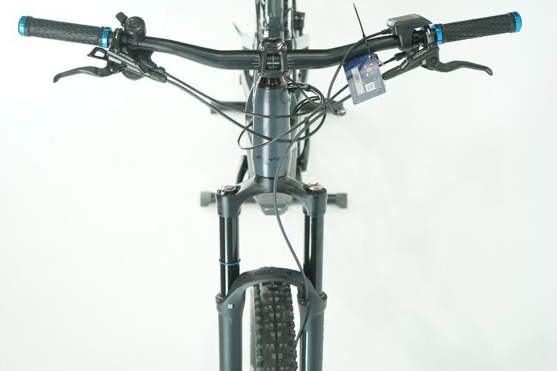 Flyer Uproc 3 (2022) | Diamant | grau | 27.5" | 51 cm | XL | 1500 - 2000 km 3