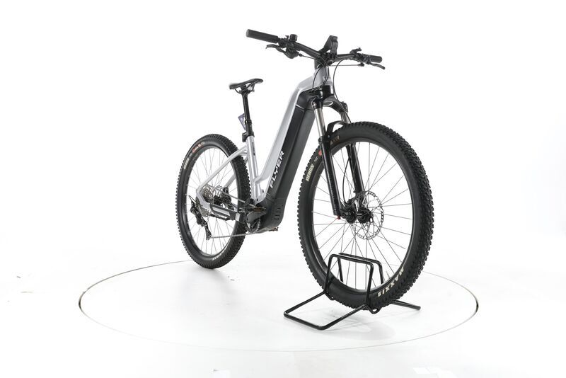 FLYER Uproc2 2.10 2022 | zilver | 29" | M | < 500 km 2