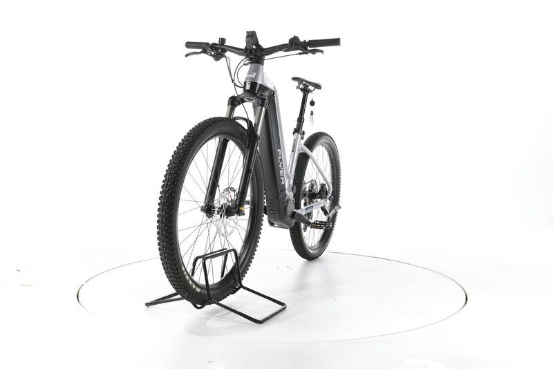 FLYER Uproc2 2.10 2022 | zilver | 29" | M | < 500 km 4