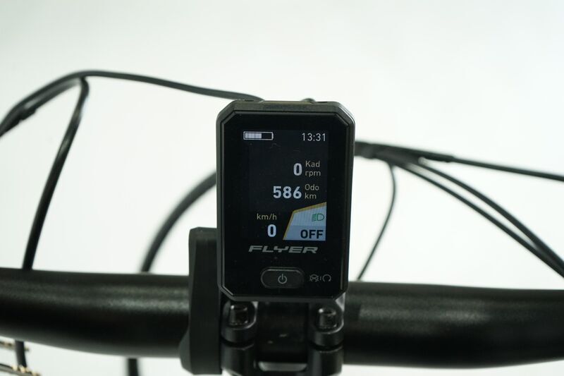 Flyer Upstreet3 7.23 (2022) | Tiefeinsteiger | schwarz | 27.5" | 55 cm | XL | 500 - 1000 km 4