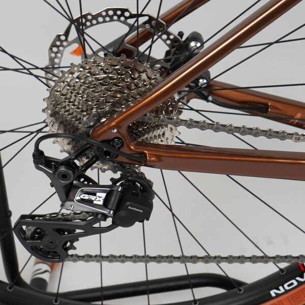 Focus Atlas 8.7 Carbon (2023) | Diamond | brown | 28" | 48 cm 4