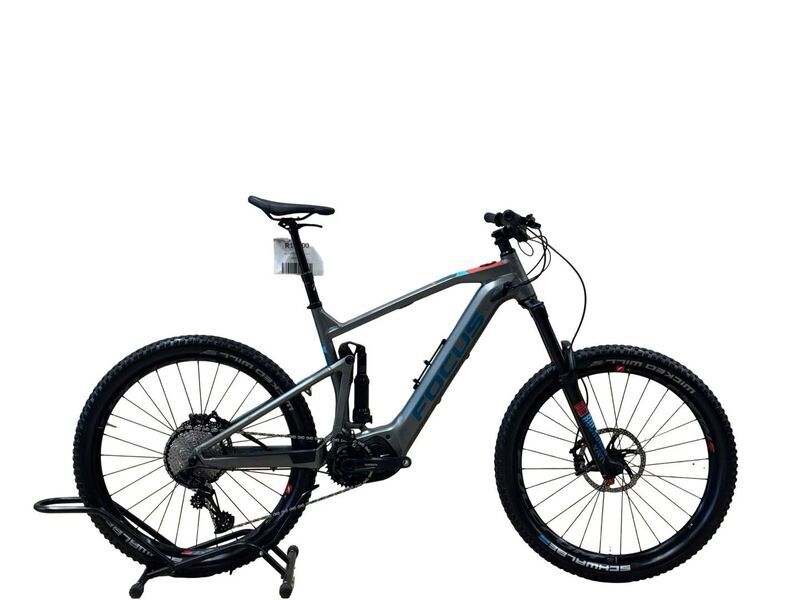 Focus Sam² 6.7 2019 | sivý | 27.5" | L | 500 - 3000 km, image 1 of 5