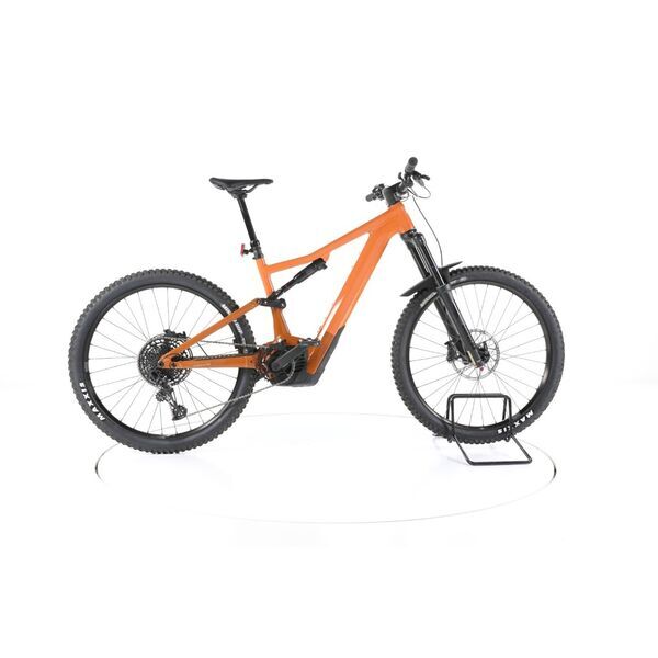 Focus Sam² 6.7 (2023) | Diamant | orange | 29" | 44 cm | L | < 100 km | Sram 1