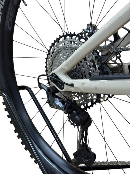 Focus Sam² 6.9 2022 | grå | 29" | M | <500 km 3