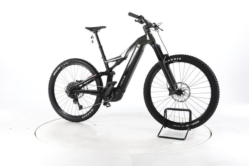 Focus THRON² 6.7 2025 | black | 29" | 42 cm | < 500 km, image 2 of 5