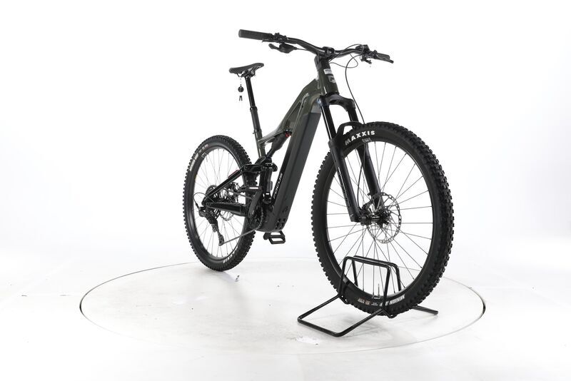 Focus THRON² 6.7 2025 | black | 29" | 42 cm | < 500 km, image 3 of 5
