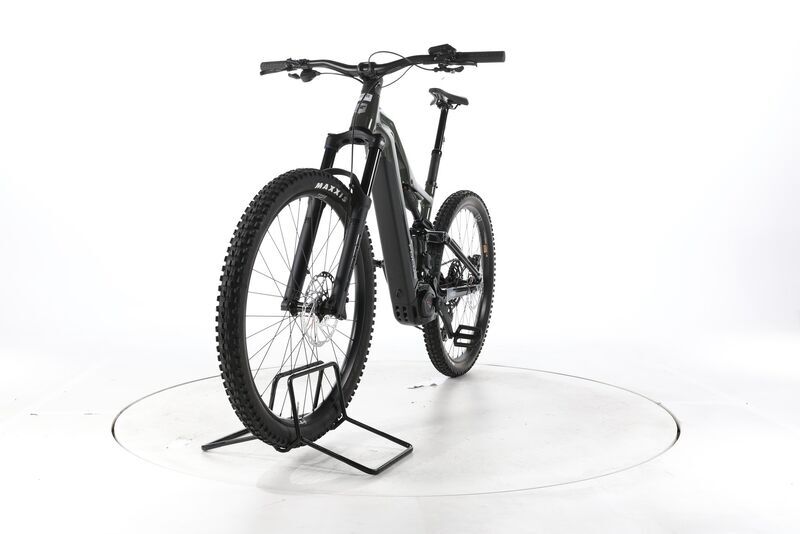 Focus THRON² 6.7 2025 | black | 29" | 42 cm | < 500 km, image 5 of 5