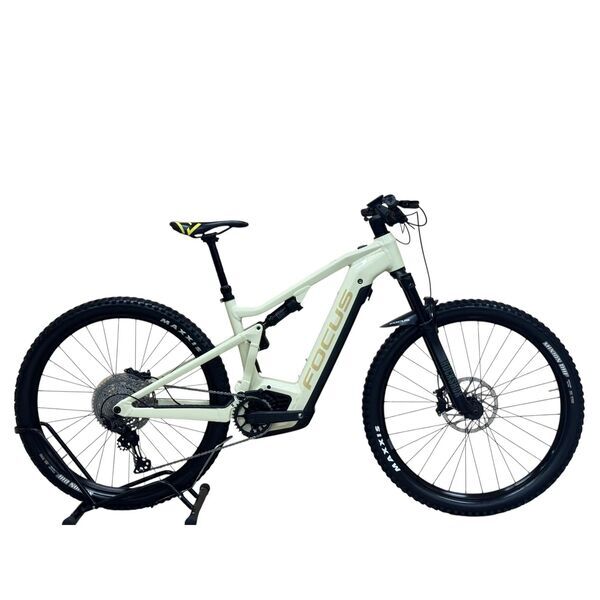 Focus Thron² 6.8 (2023) | Diamant | weiß | 29" | 42 cm | 500 - 3000 km 5