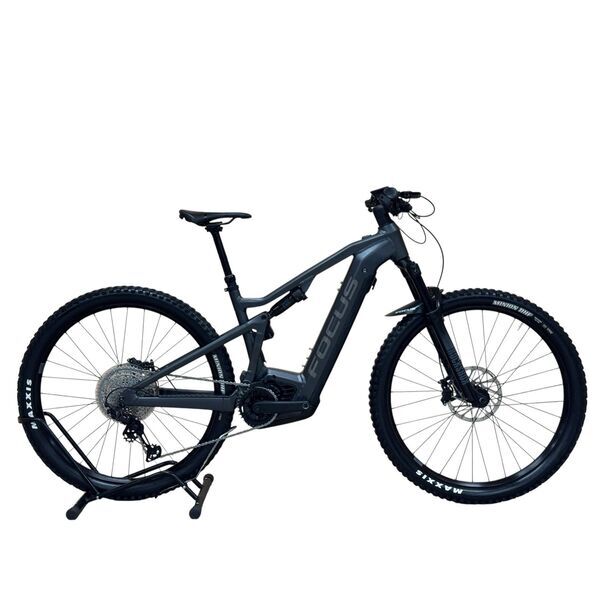 Focus Thron² 6.8 (2023) | Diamond | black | 29" | 42 cm | 500 - 3000 km 5