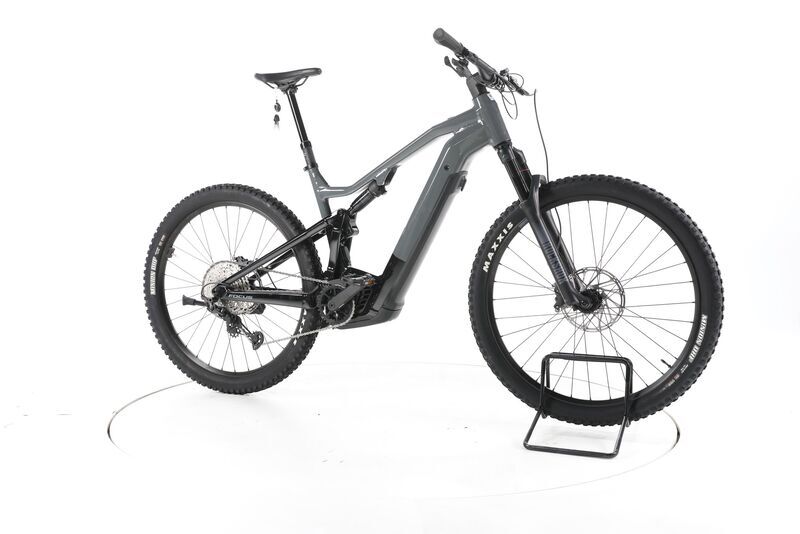 Focus THRON² 6.8 2024 | black | 29" | 48 cm | < 500 km, image 1 of 4