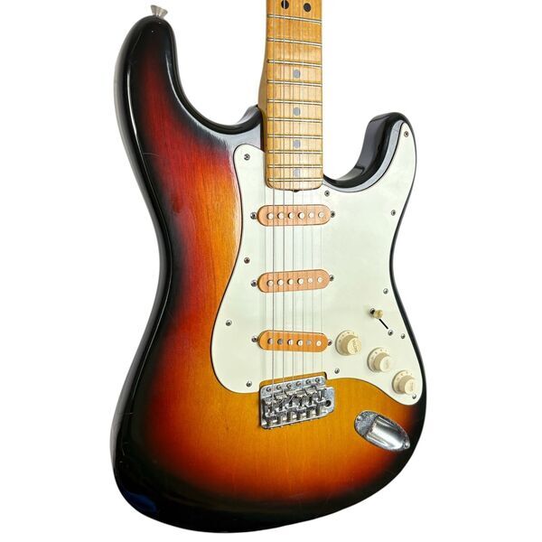 Fresher vintage Japan Straighter Stratocaster 1976-1981 | sunburst, image 2 of 5