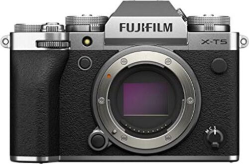 Väldigt bra: Fujifilm X-T5 | silver/svart