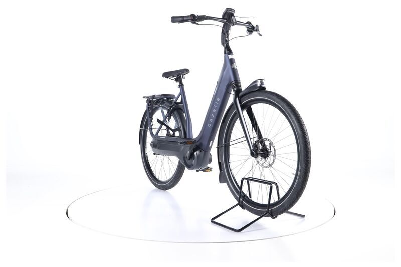 Gazelle Avignon C8 HMB (2023) | Low Entry | midnight blue matte | 28" | 53 cm | < 100 km | 625 Wh 3