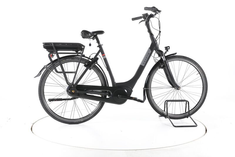 Gazelle Paris C7+ 2022 | sort | 28" | 57 cm | > 3000 km, image 1 of 5