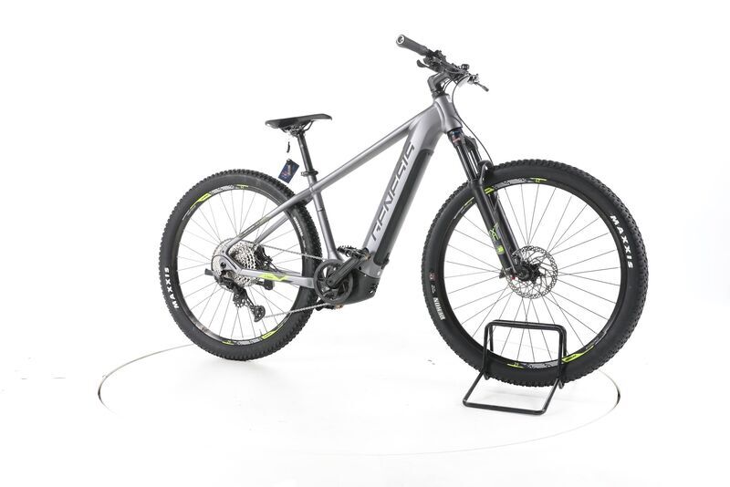 Genesis E-Pro 2.3 2023 | šedá | 28" | 44 cm | < 500 km, image 1 of 4