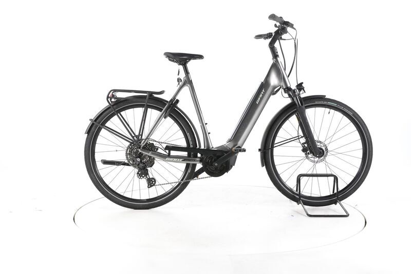 Giant DailyTour E+ 2 2022 | šedá | 28" | XL | > 3000 km, image 1 of 5