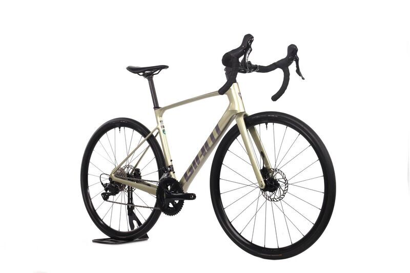Giant Defy Advanced 2 (2024) | Diamant | grün | 27.5" | M | Shimano 105 2