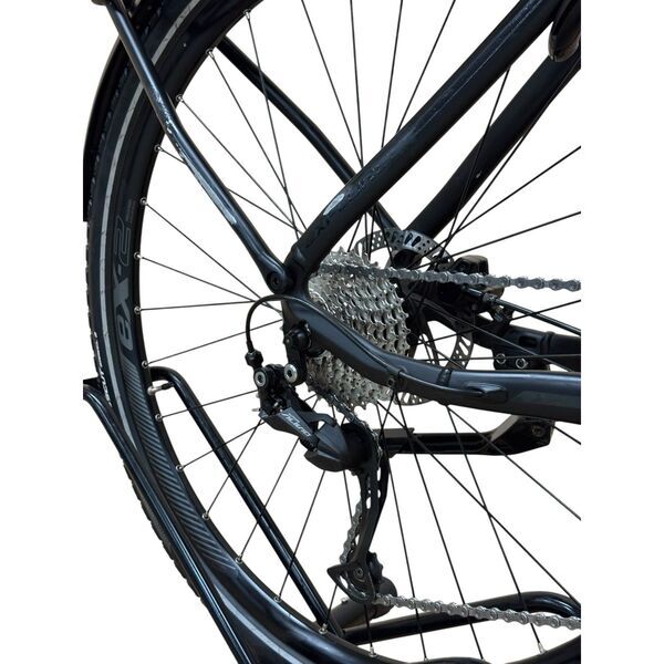 Giant Explore E+ 3 (2022) | Step-Through | black | 28" | 48 cm | 500 - 3000 km 4