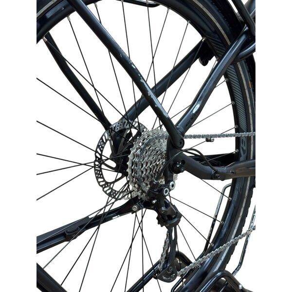 Giant Explore E+ 3 (2022) | Step-Through | black | 28" | 48 cm | 500 - 3000 km 5