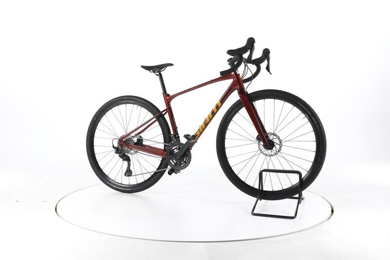 Giant Revolt 0 2025 | červená | 28" | S, image 2 of 5