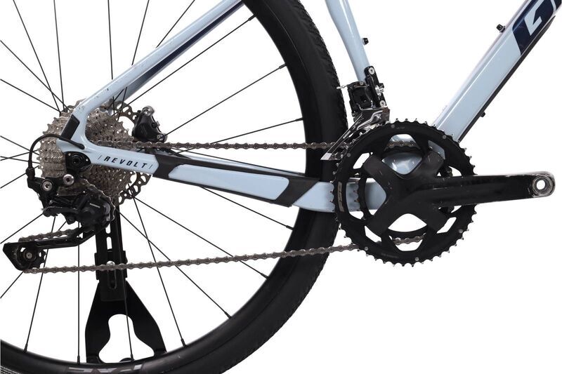 Giant Revolt Advanced 3 (2021) | Diamant | blau | 27.5" | M 4