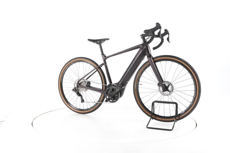 Giant Revolt E+ 2022 | black | 28" | M | < 500 km, image 1 of 4