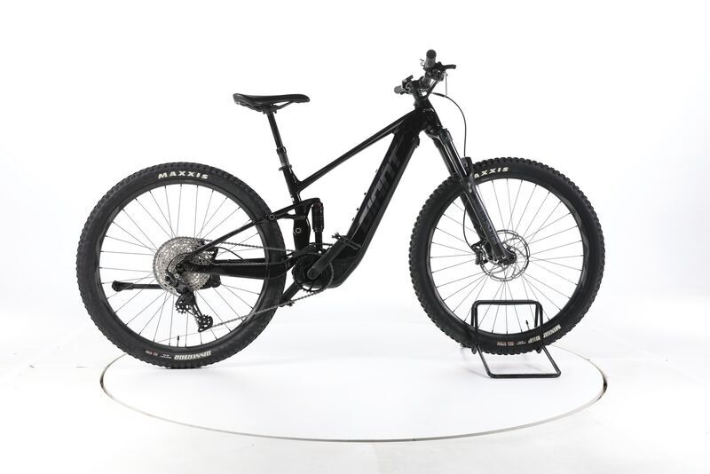 Giant StanceE+ 2 2023 | black | 29" | M | 500 - 3000 km, image 1 of 5