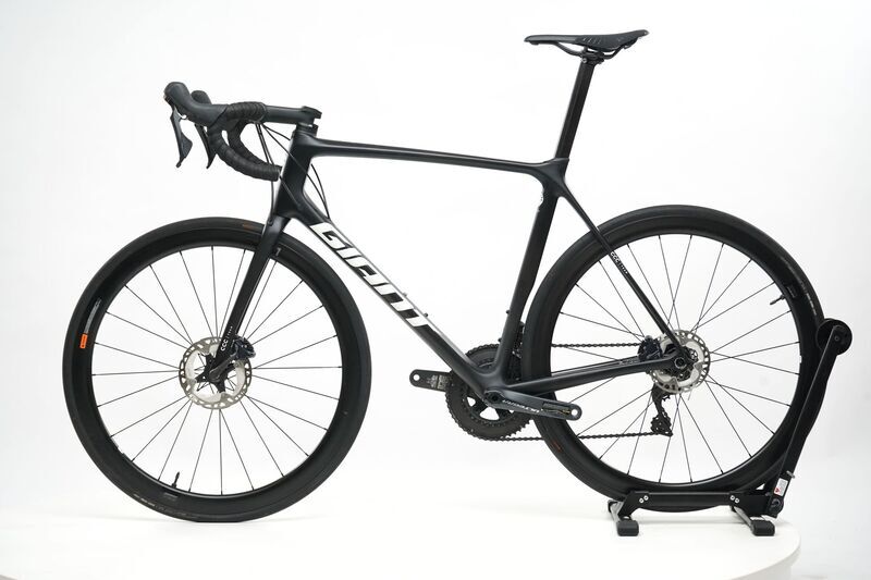 Giant TCR Advanced Pro Team (2021) | Diamond | carbon smoke matte/gloss | 28" | 54 cm 4